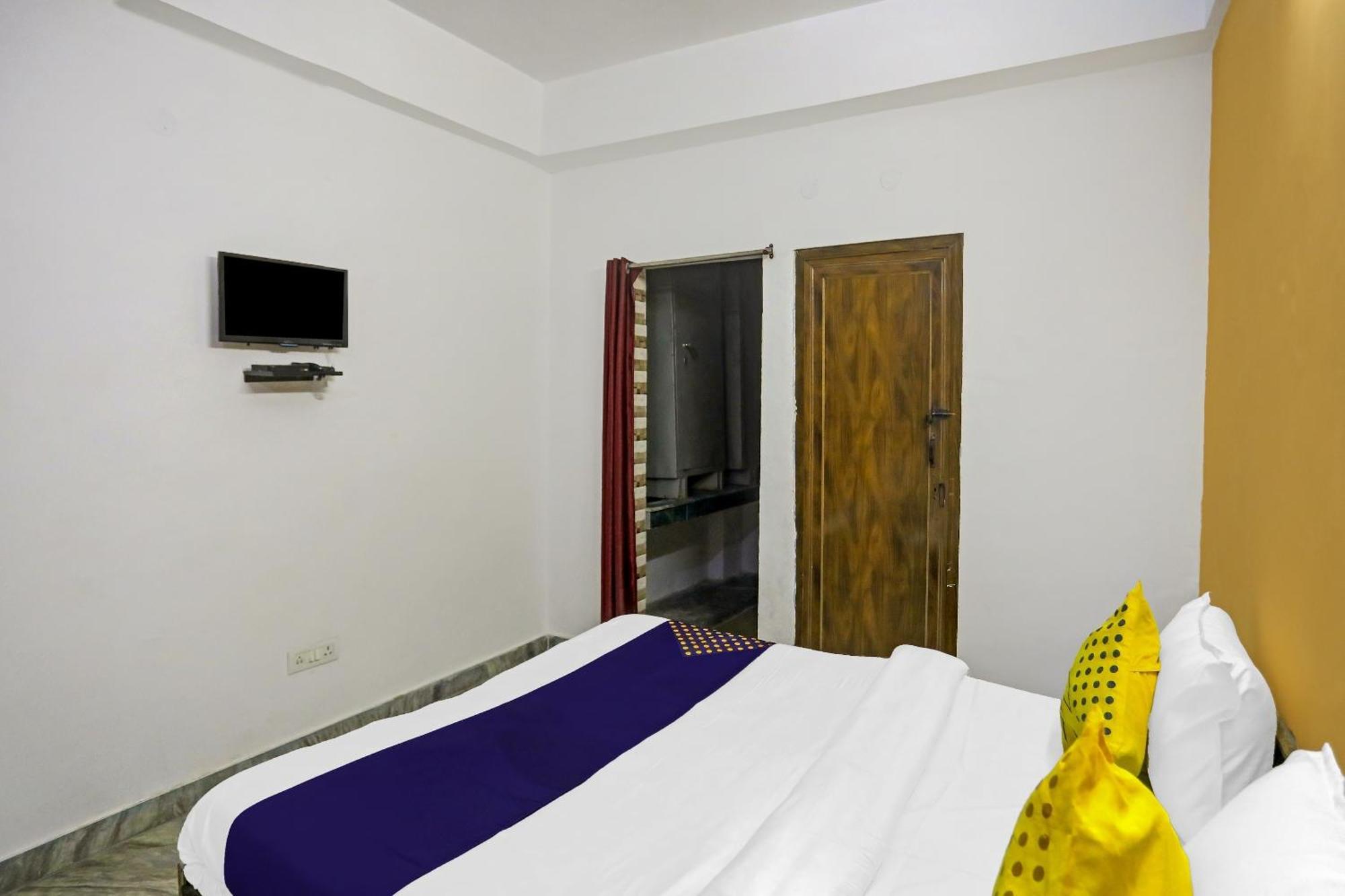 Spot On Raj Hotel Vip Near Worlds Of Wonder Kālkāji Devi Esterno foto