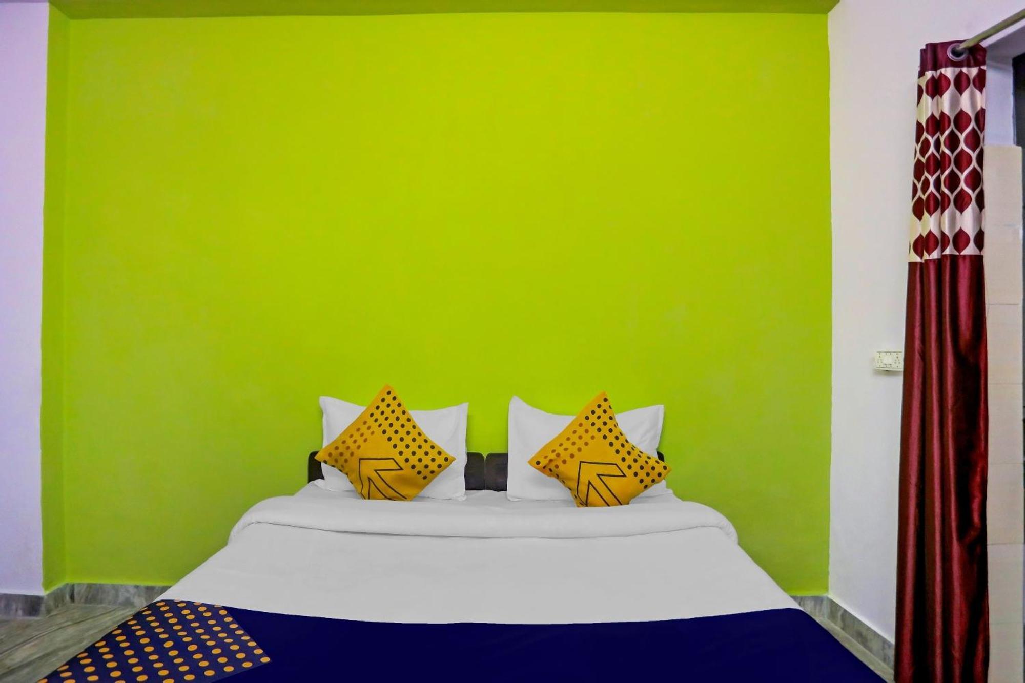 Spot On Raj Hotel Vip Near Worlds Of Wonder Kālkāji Devi Esterno foto