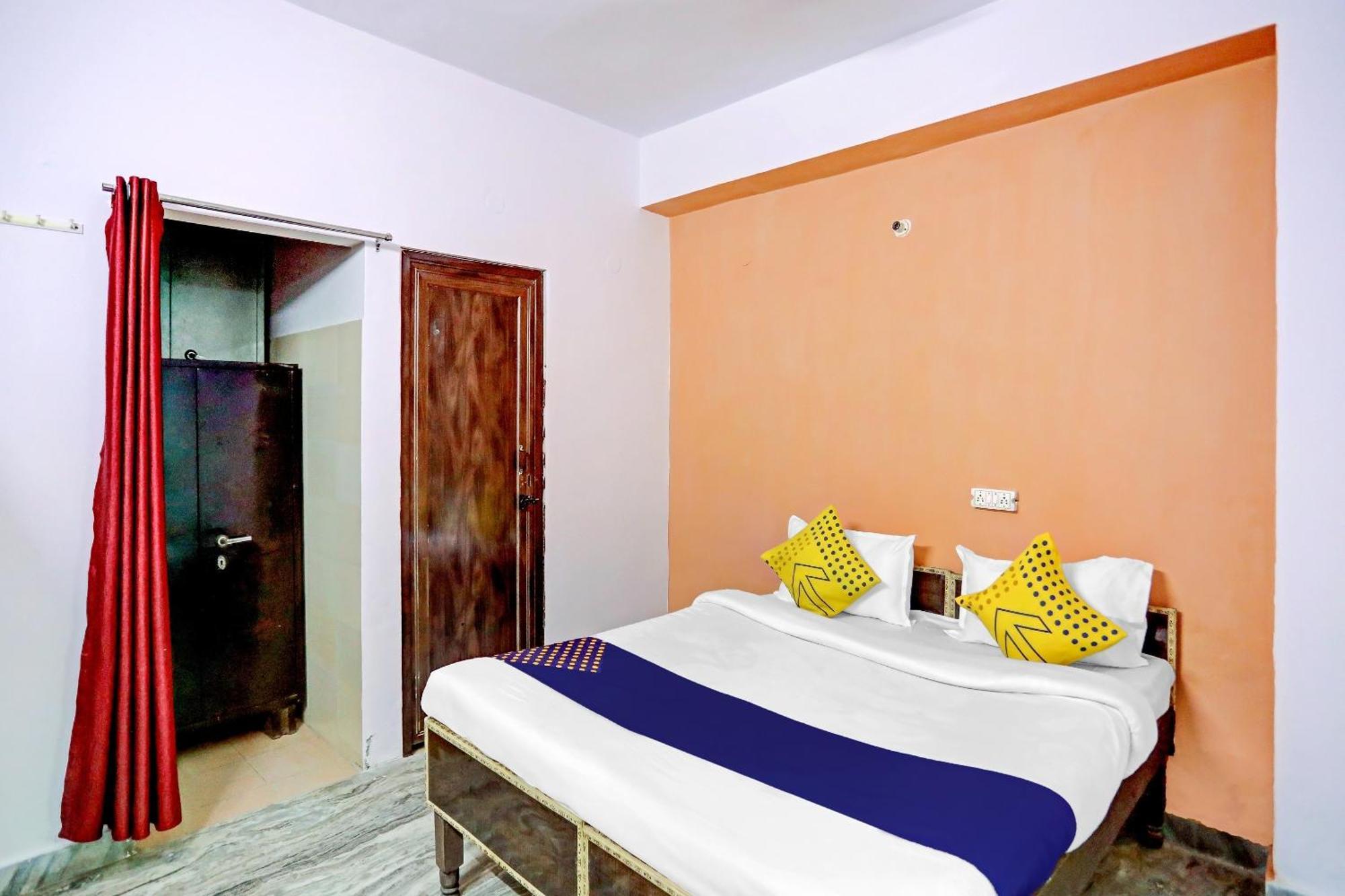 Spot On Raj Hotel Vip Near Worlds Of Wonder Kālkāji Devi Esterno foto