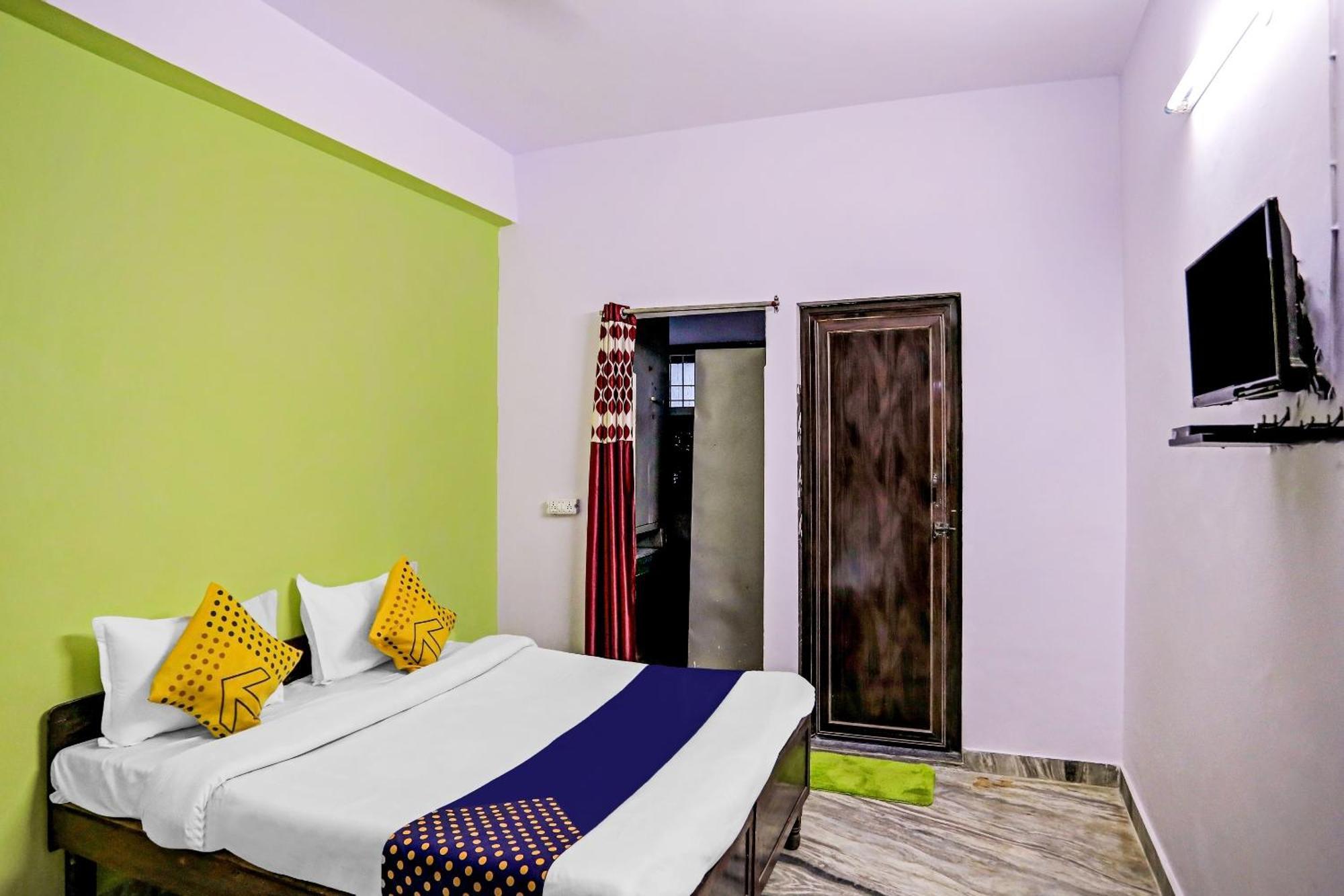 Spot On Raj Hotel Vip Near Worlds Of Wonder Kālkāji Devi Esterno foto